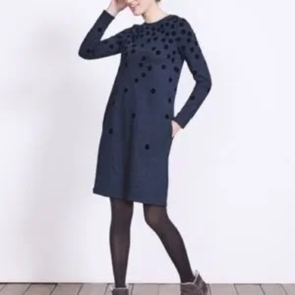 BODEN , long sleeve 100% COTTON FLOCKED DOT DRESS size 2  NAVY WITH POCKETS